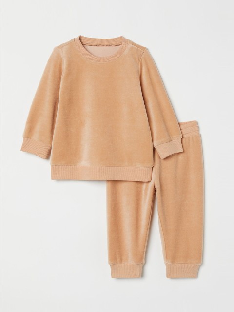 

H&M Kids Girls Beige 2-piece velour set