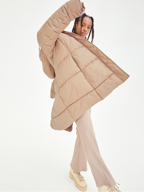

H&M Woman Beige Hooded puffer coat
