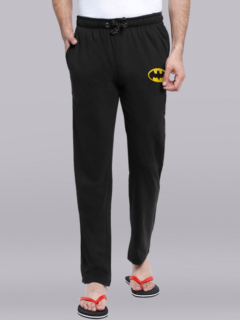 

Free Authority Men Black Batman Printed Lounge Pants