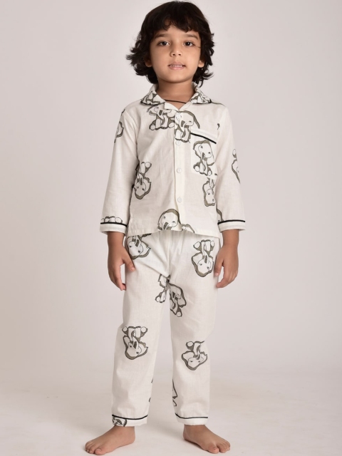 

CUTE LEMONS Kids White & Black Printed Pure Cotton Night suit