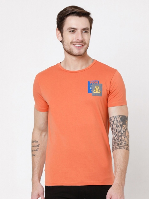 

Rex Straut Jeans Men Orange Typography Applique Slim Fit T-shirt