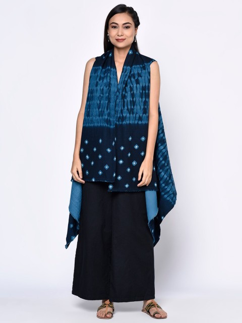 

Fabindia Women Blue & White Printed Woolen Longline Shrug