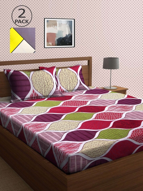 

KLOTTHE Maroon & Green Geometric 210 TC 2 King Bedsheet with 4 Pillow Covers