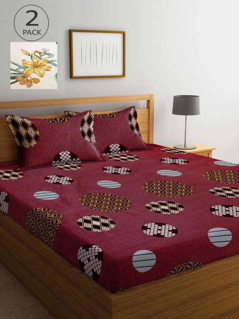 

KLOTTHE Maroon & White Geometric 210 TC 2 King Bedsheet with 4 Pillow Covers