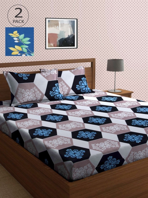 

KLOTTHE Blue & Pink Geometric 210 TC 2 King Bedsheet with 4 Pillow Covers