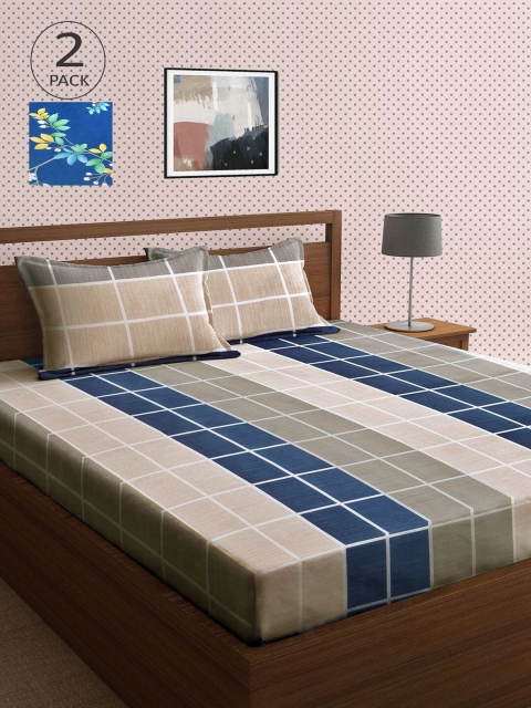 

KLOTTHE Beige & Navy Blue Geometric 210 TC 2 King Bedsheet with 4 Pillow Covers