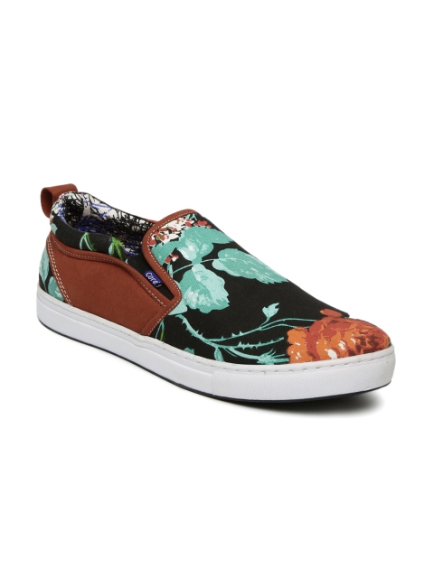 

Core Men Multicoloured Printed Slip-On Sneakers, Multi