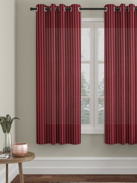 

Molly & Michel Maroon & White Striped Window Curtain