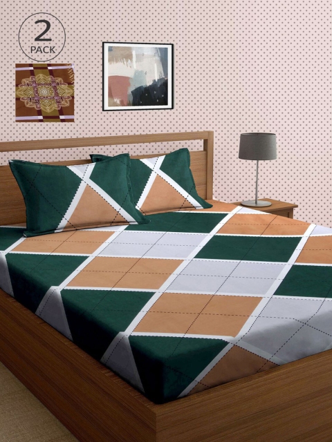 

KLOTTHE Brown & Green Geometric 210 TC 2 King Bedsheet with 4 Pillow Covers