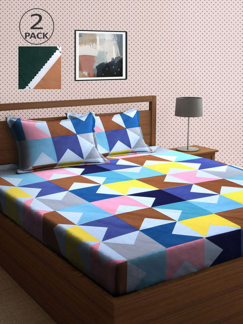 

KLOTTHE Blue & Green Geometric 210 TC 2 King Bedsheet with 4 Pillow Covers