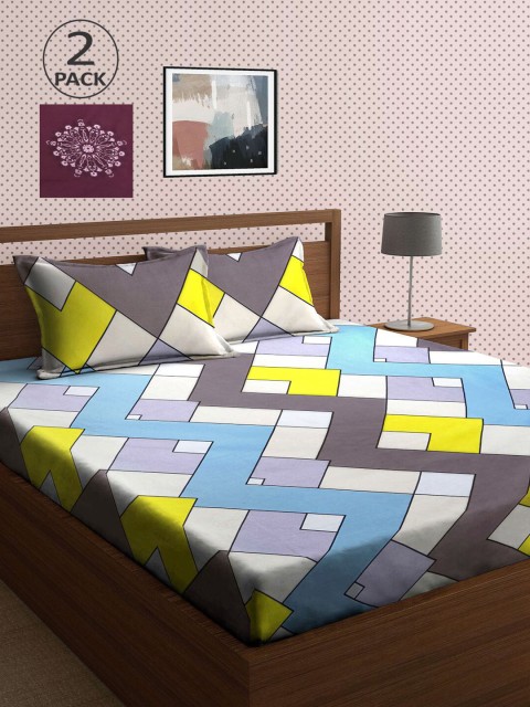 

KLOTTHE Violet & Blue Geometric 210 TC 2 King Bedsheet with 4 Pillow Covers