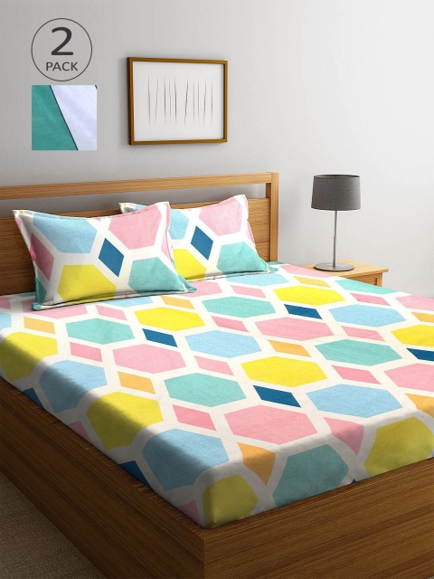 

KLOTTHE Green & Pink Geometric 210 TC 2 King Bedsheet with 4 Pillow Covers