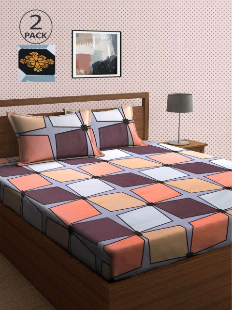 

KLOTTHE Grey & Coral Geometric 210 TC 2 King Bedsheet with 4 Pillow Covers