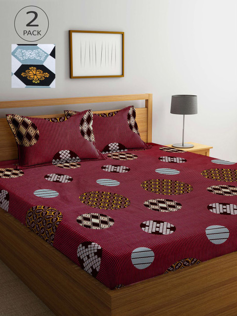 

KLOTTHE Pink & Black Geometric 210 TC 2 King Bedsheet with 4 Pillow Covers