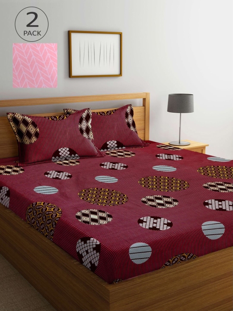 

KLOTTHE Burgundy & Pink Geometric 210 TC 2 King Bedsheet with 4 Pillow Covers