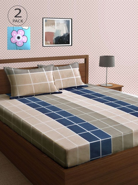 

KLOTTHE Blue & White Geometric 210 TC 2 King Bedsheet with 4 Pillow Covers