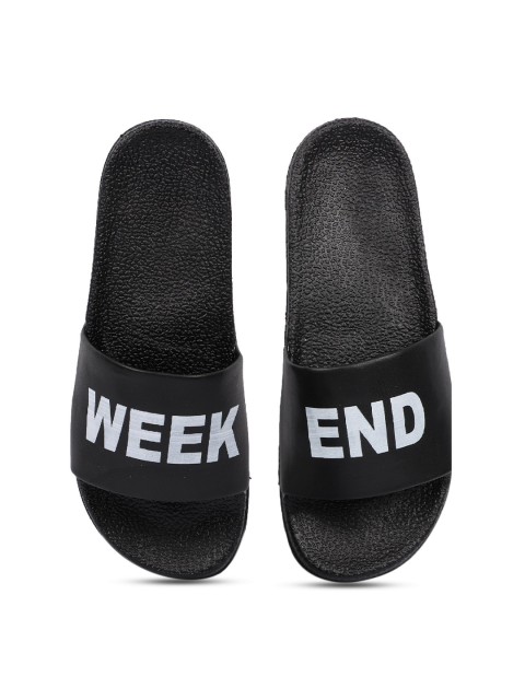 

PERY PAO Men Black & White Printed Rubber Sliders