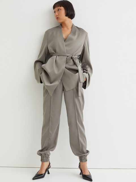 

H&M Women Grey Solid Dressy Joggers
