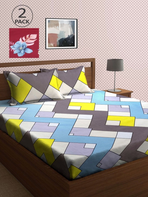 

KLOTTHE Blue & Maroon Geometric 210 TC 2 King Bedsheet with 4 Pillow Covers