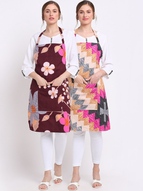 

TAG 7 Pack Of 2 Printed Aprons & Napkins, Multi