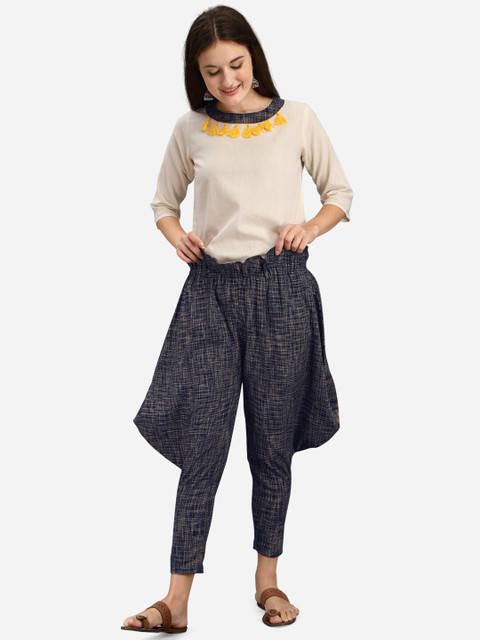 

Mesmora Women Off White & Navy Blue Top with Trousers