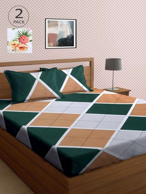 

KLOTTHE Grey & Green Geometric 210 TC 2 King Bedsheet with 4 Pillow Covers