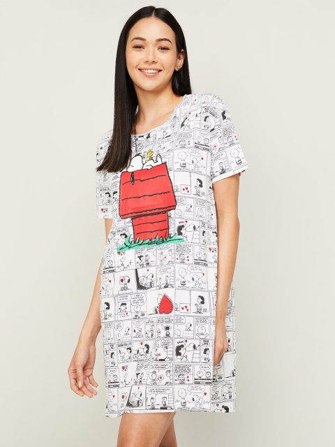 

Ginger by Lifestyle White & Orange T-shirt Dress