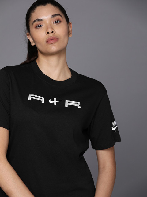 

Nike Women Black Oversized NSW AIR SS Print Drop-Shoulder Sleeves Pure Cotton T-shirt