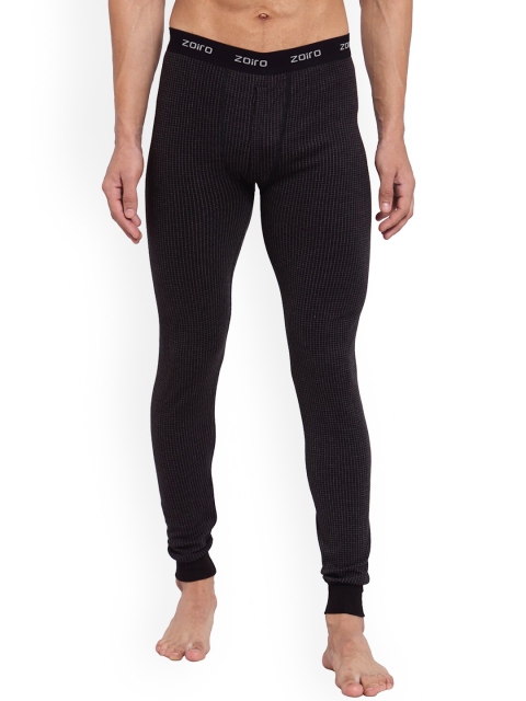 

Zoiro Men Black Solid Thermal Bottom