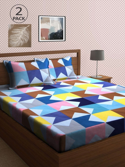 

KLOTTHE Khaki & Blue Geometric 210 TC 2 King Bedsheet with 4 Pillow Covers