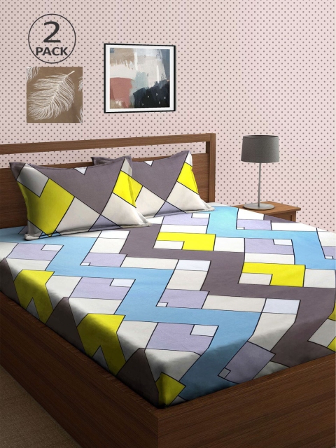 

KLOTTHE Grey & Brown Geometric 210 TC 2 King Bedsheet with 4 Pillow Covers