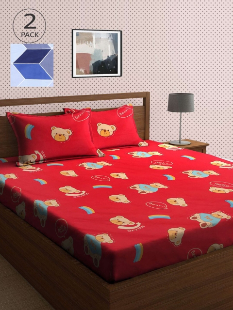 

KLOTTHE Red & Blue Geometric 210 TC 2 King Bedsheet with 4 Pillow Covers