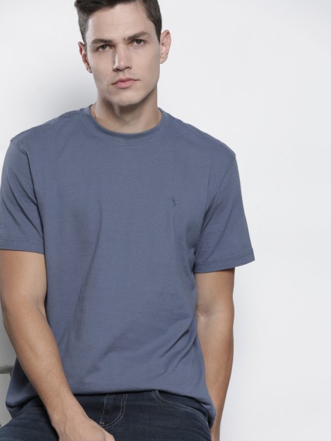 

AMERICAN EAGLE OUTFITTERS Men Blue Solid Pure Cotton T-shirt