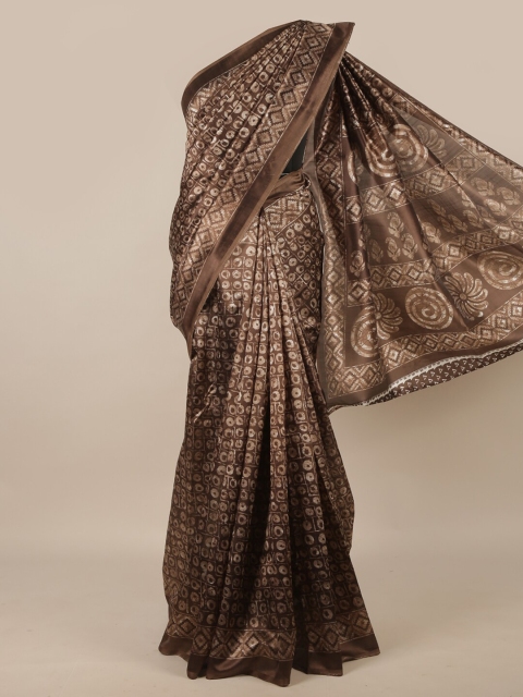 

Pothys Brown Ethnic Motifs Printed Cotton Blend Saree