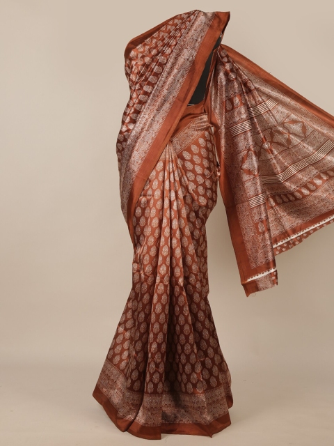 

Pothys Brown & White Cotton Blend Ethnic Motifs Saree