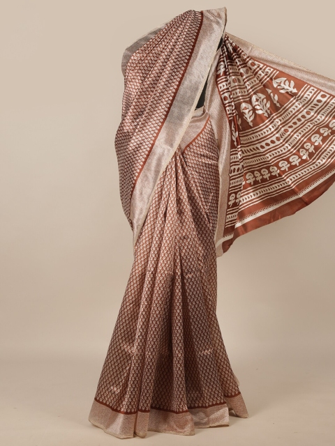 

Pothys Brown & White Ethnic Motifs Cotton Blend Saree