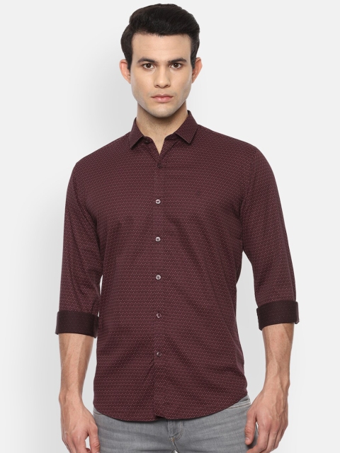 

V Dot Men Maroon Opaque Printed Casual Shirt