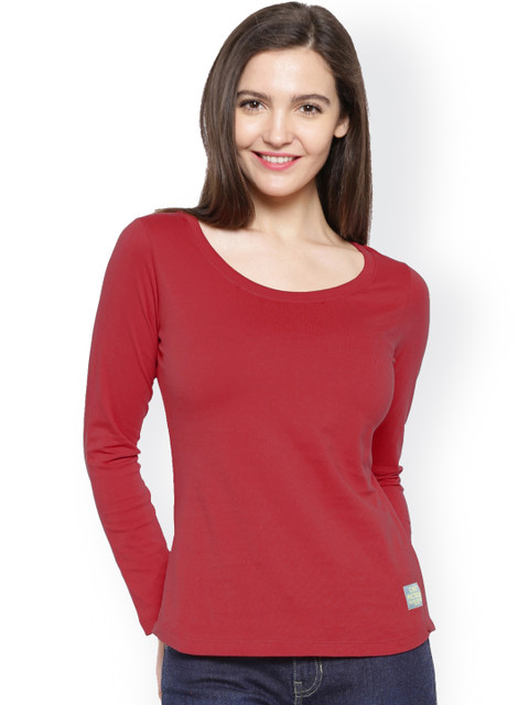 

CULT FICTION Maroon T-shirt