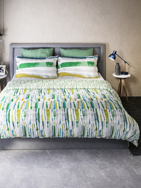 

DDecor White & Green Mild Winter 110 GSM Double Bed Dohar