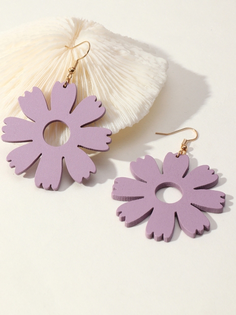 

URBANIC Lavender Floral Drop Earrings