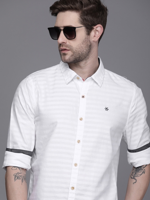 

WROGN Men White Slim Fit Horizontal Striped Casual Shirt