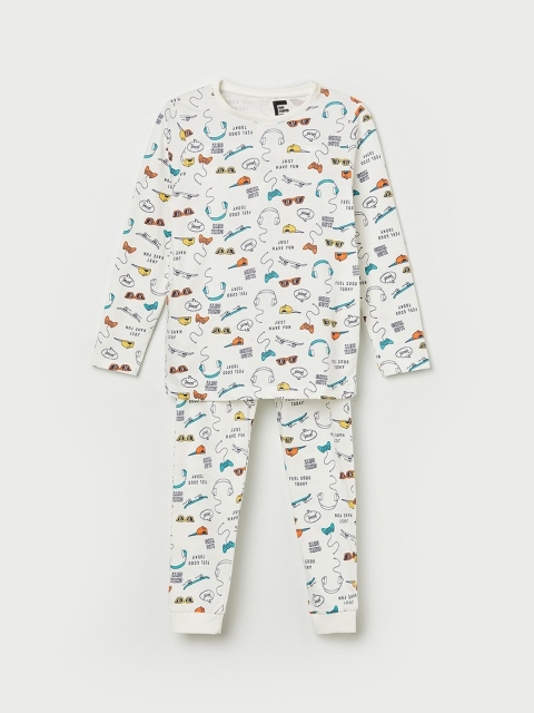 

Fame Forever by Lifestyle Boys White & Blue Printed Night suit