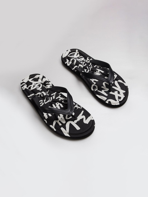 

Forca by Lifestyle Men Black & White Printed Thong Flip-Flops