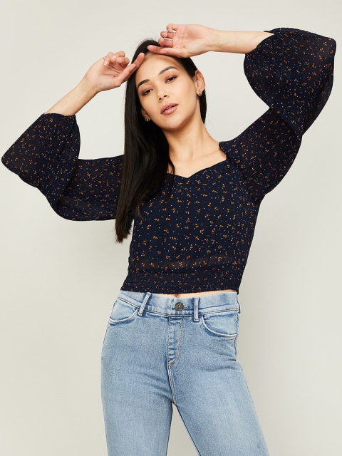 

Ginger by Lifestyle Navy Blue Floral Fitted Top