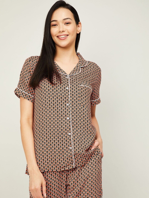 

Ginger by Lifestyle Rust & Black Geometric Printed Shirt Style Top