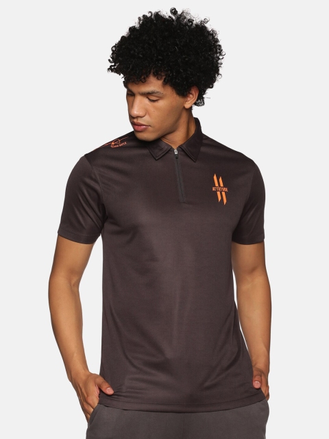 

ATTIITUDE Men Charcoal Polo Collar Applique T-shirt