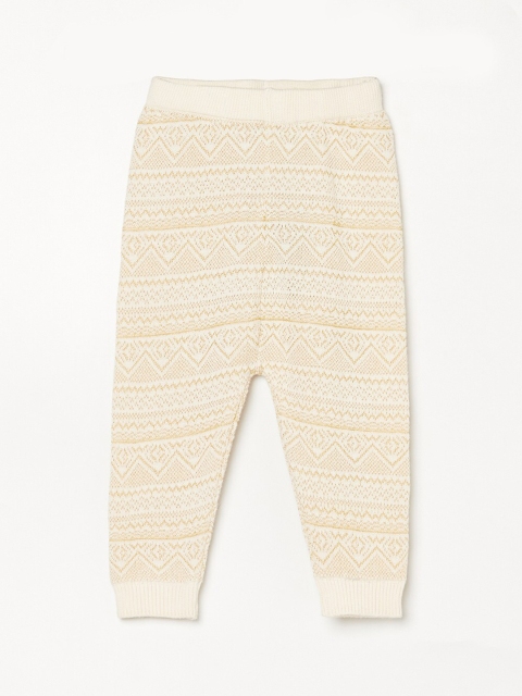 

Juniors by Lifestyle Girls Cream-Coloured Self Design Cotton Leggings