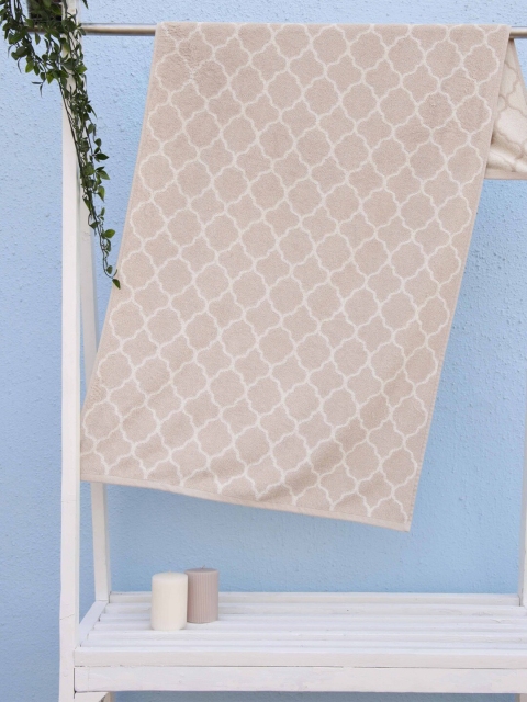 

Ariana Peach-Coloured & Beige Printed 600 GSM Bath Towel