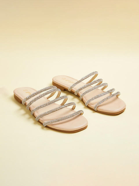 

Ginger by Lifestyle Women Pink Embellished Open Toe Flats