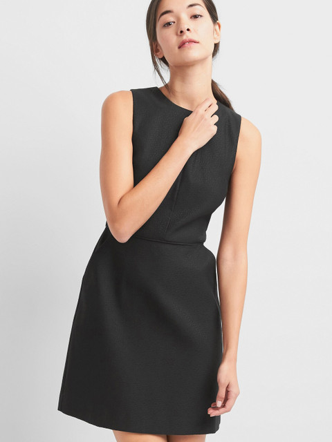 

GAP Black Structured Fit & Flare Dress